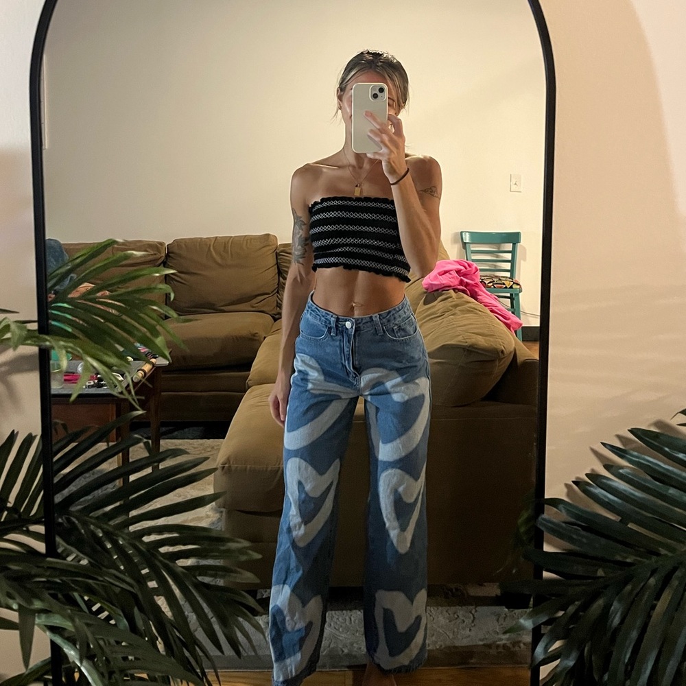 GRAFFITI HEARTS WIDE LEG JEANS (2)